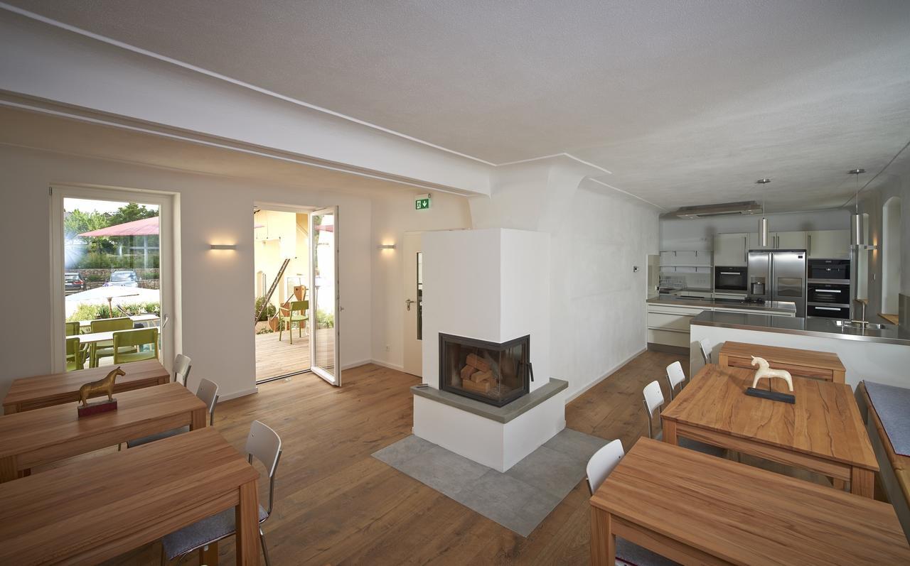 וויסנהאים אם ברג Rothfuss Hotel מראה חיצוני תמונה