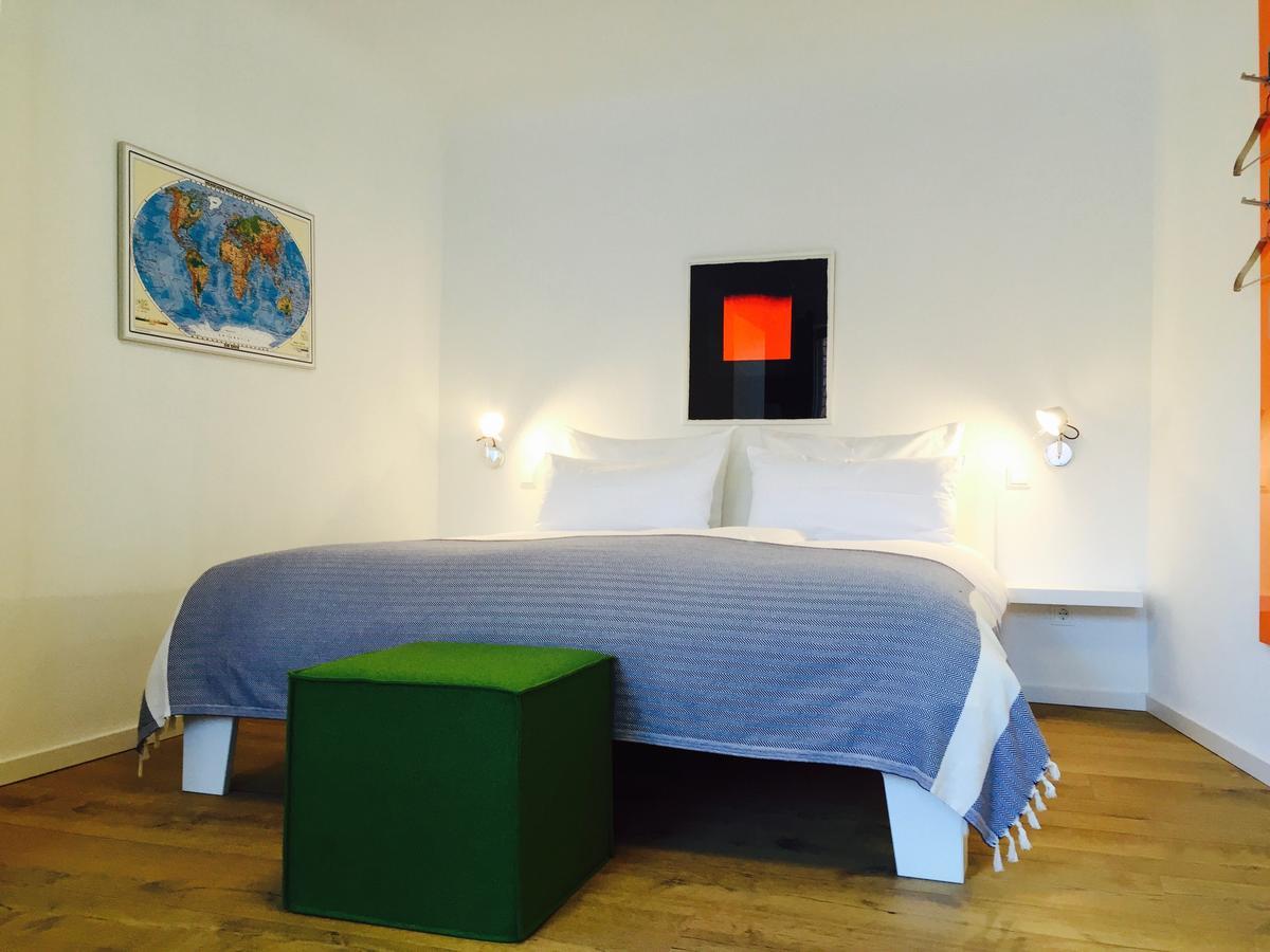 וויסנהאים אם ברג Rothfuss Hotel מראה חיצוני תמונה